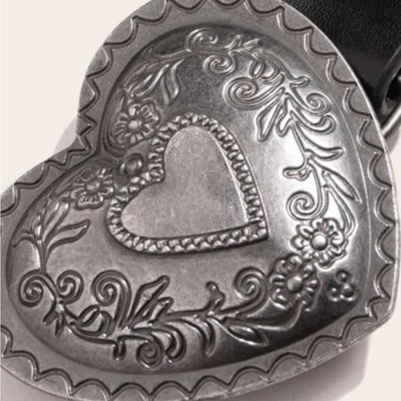 Western Heart Buckle Vegan Leather Belt - Picture 5 of 7